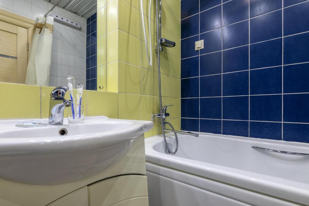 Dream House River Side