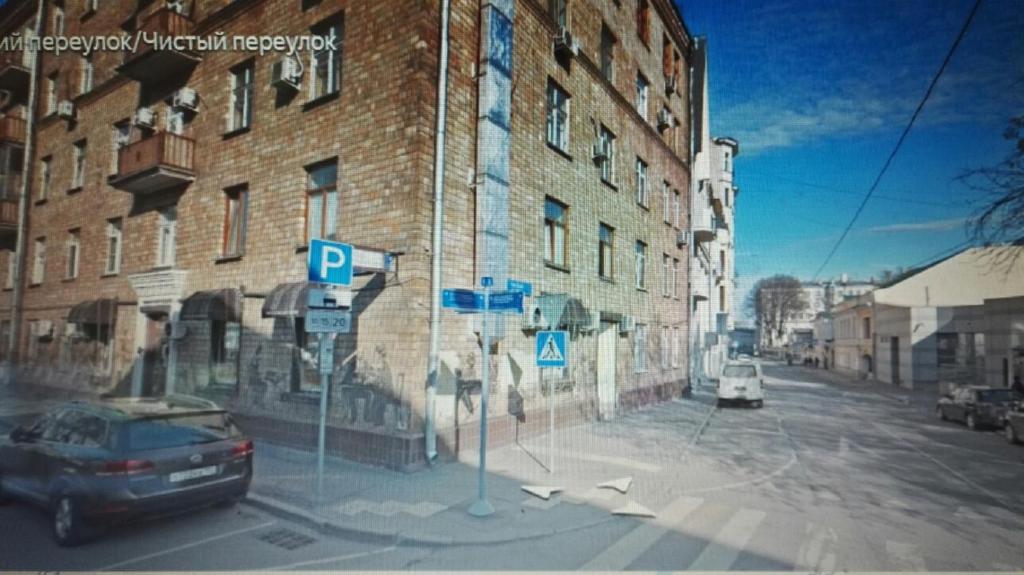 Apartment near Smolenskaya