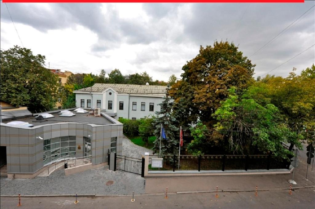 Apartment near Smolenskaya