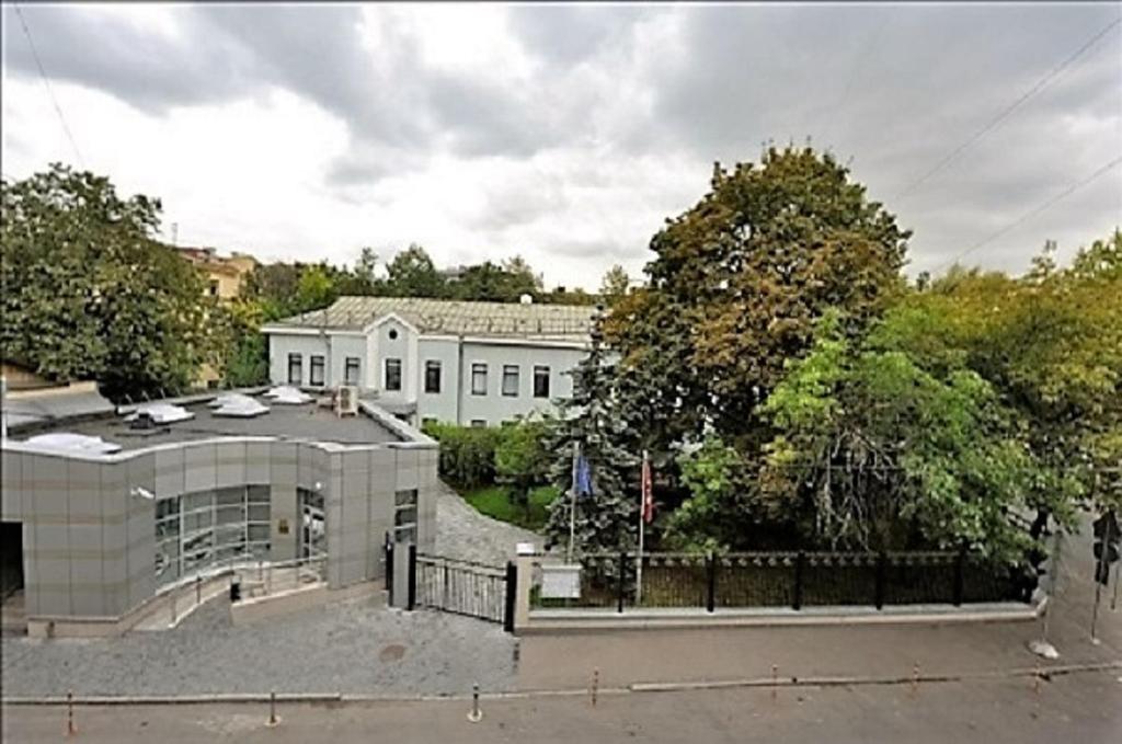 Apartment near Smolenskaya