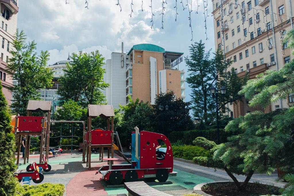 Lakshmi Club Apartment 3-bedroom