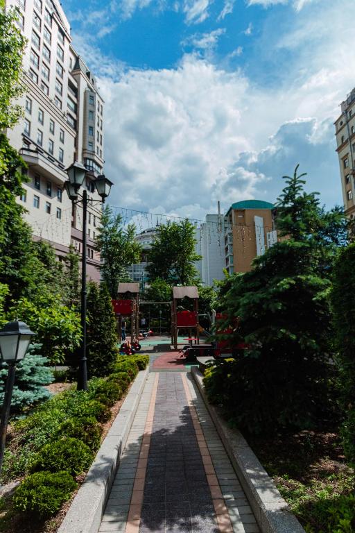 Lakshmi Club Apartment 3-bedroom