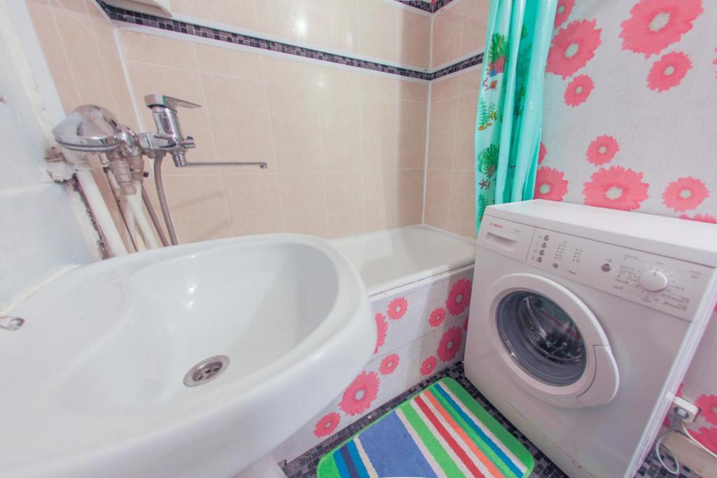 Apartment on Uglovoy pereulok