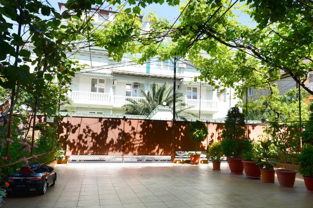هتل مهمانخانه Zvezdochka - Guest House Zvezdochka