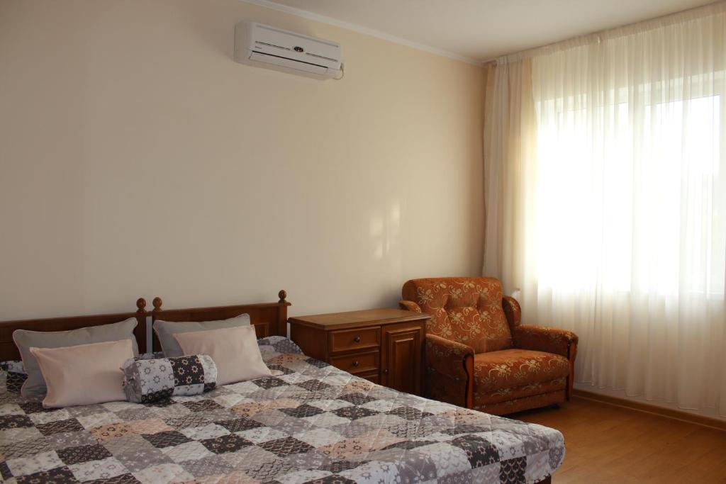 هتل مهمانخانه در تورژنوا 188 - Guest House on Turgeneva 188