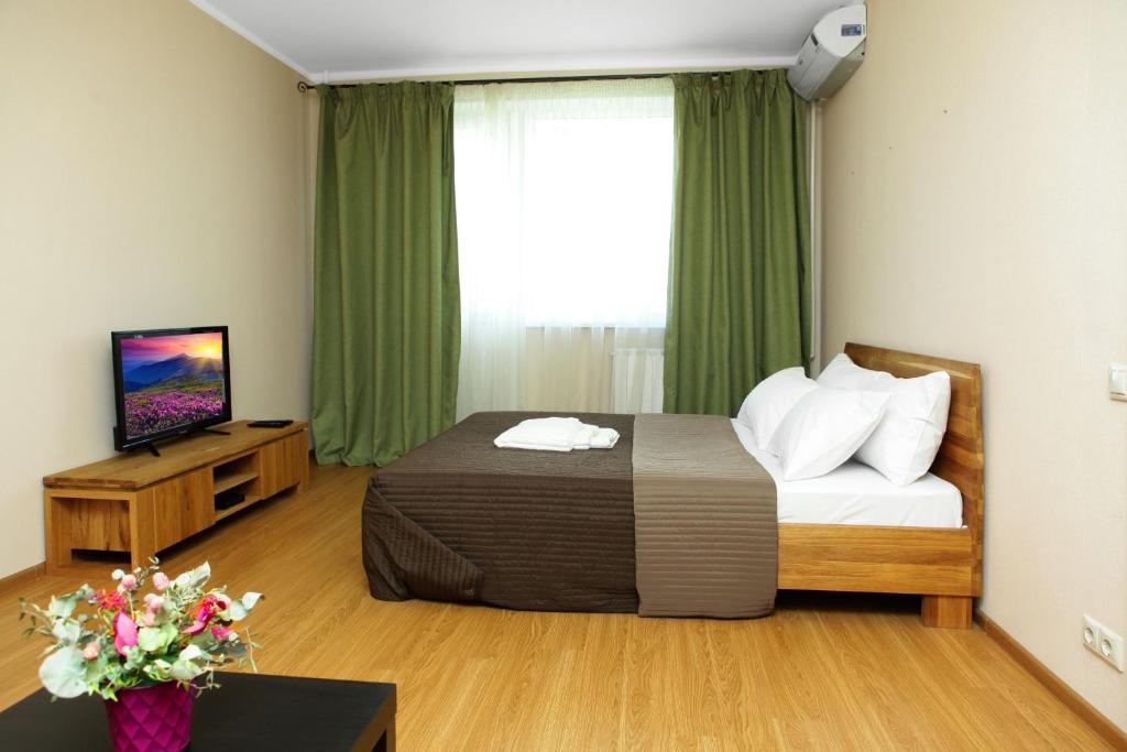 هتل آپارتمان در بلوار Osenniy 10 - Apartment on Osenniy Bulevard 10