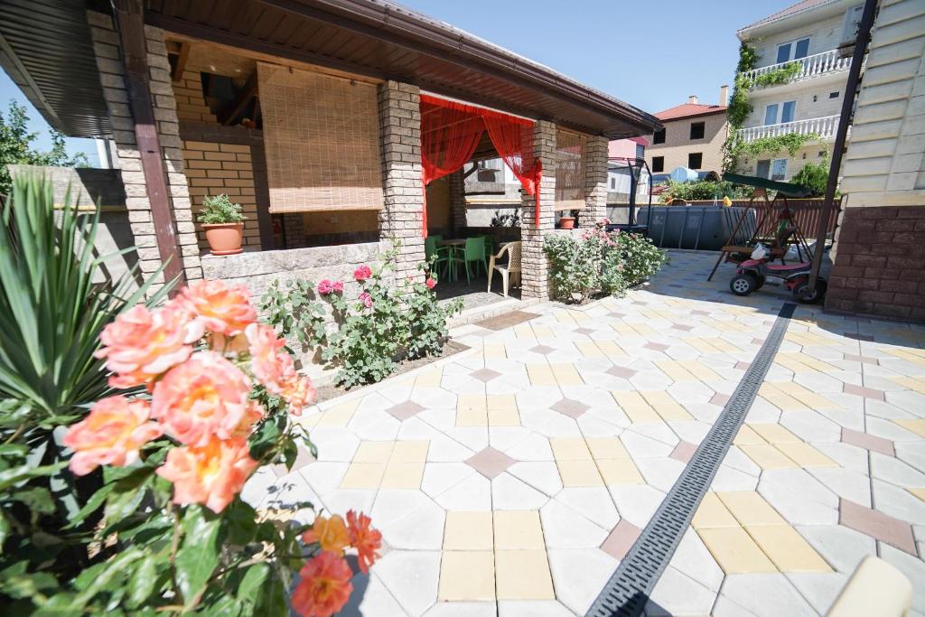 هتل بیشتر مهمانخانه Solntsa More Solntsa Guest House