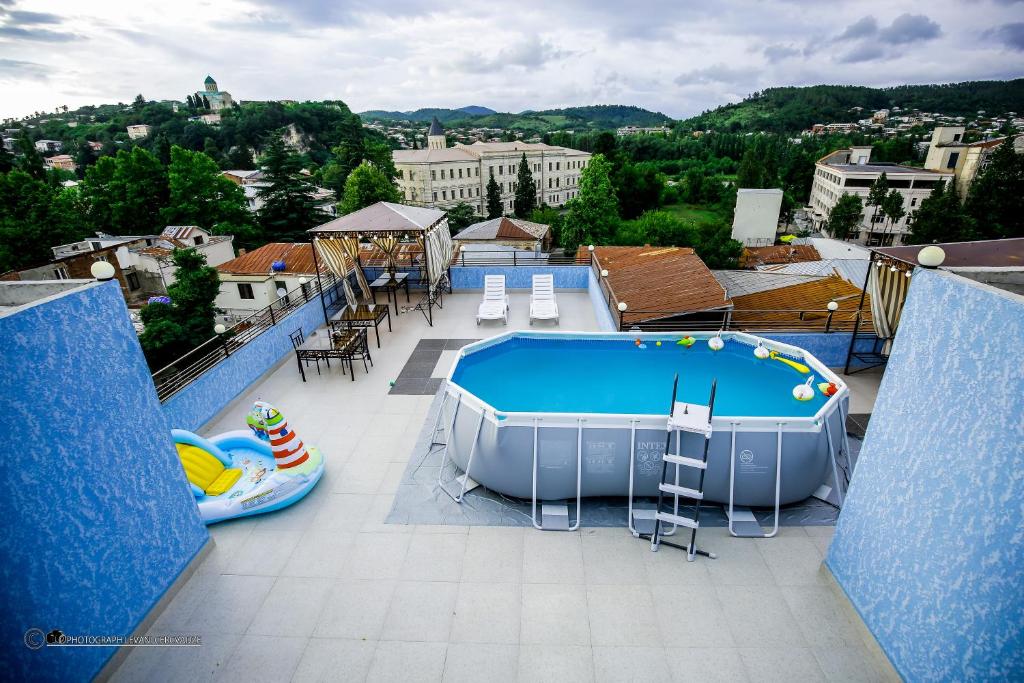 بالکن هتل Hotel Balcony