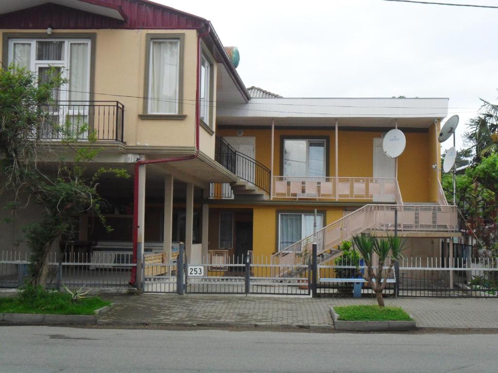هتل مهمان خانه نیکا Guest House Nika