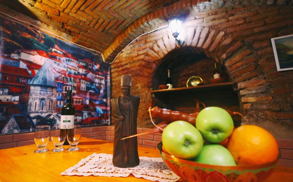 هتل آپارتمان در خیابان دیوما میدان آزادی - Apartment on Freedom Square Diuma Street