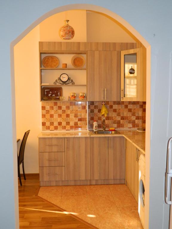 هتل آپارتمان در خیابان Aleksandr Pushkin - Apartment on Aleksandr Pushkin Street