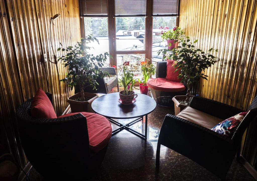 هتل خانه ای در بورجومی - House in Borjomi