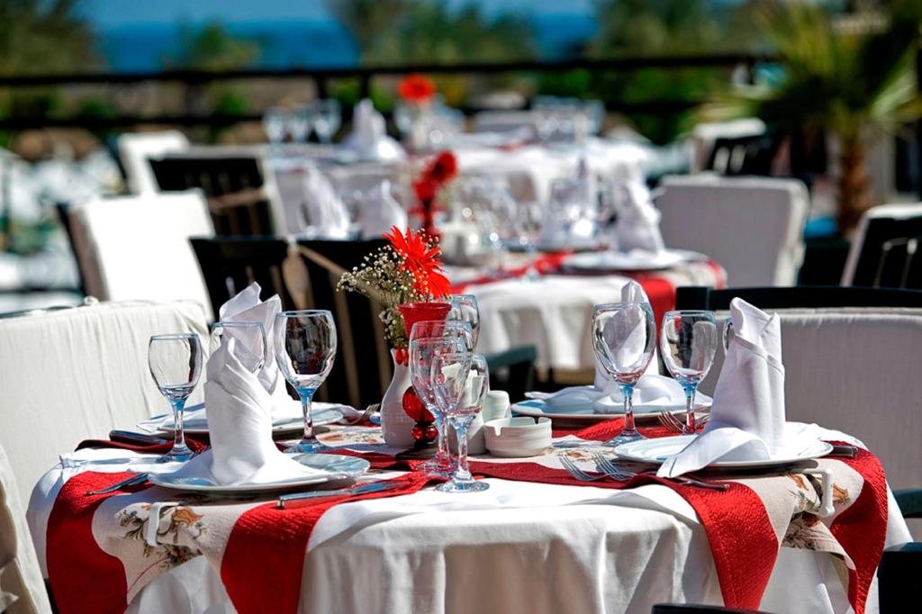 دلفین پلس هتل Delphin Palace Hotel