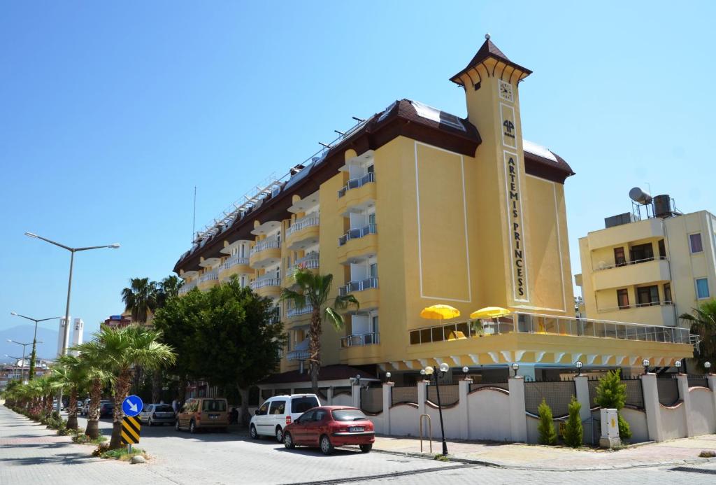 آرتیمس پرینسس هتل Artemis Princess Hotel