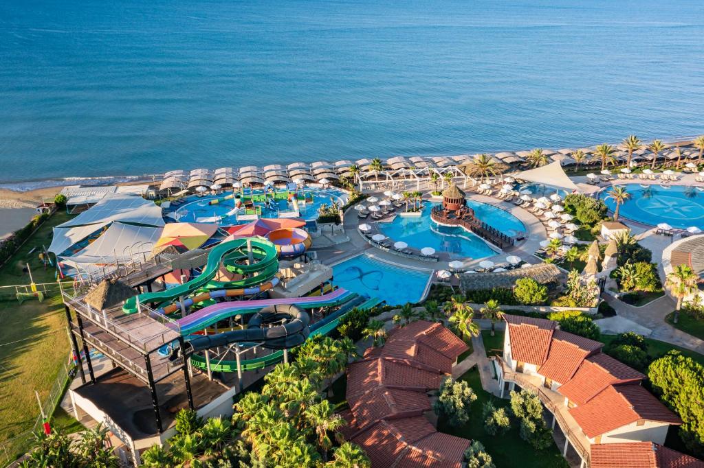 هتل پاپیون بِلویل هالیدی ویلاج Papillon Belvil Holiday Village