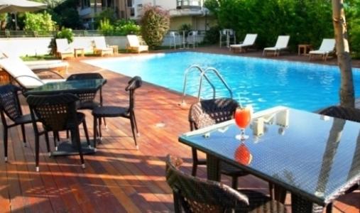 آیلند هتل Island Hotel