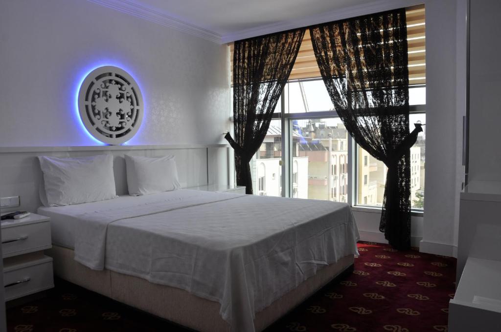 کار هتل Kar Hotel