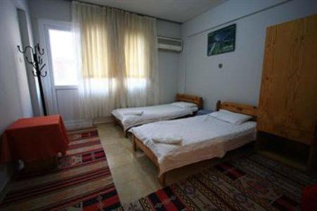 هتل وردار پنشن Vardar Pension