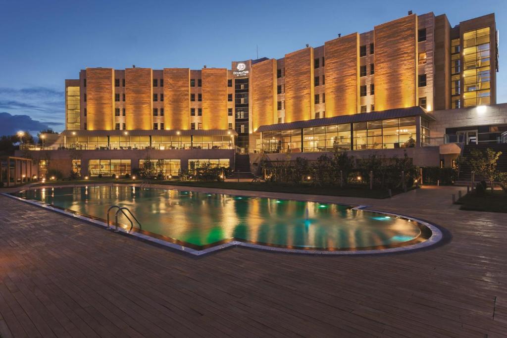 هتل DoubleTree By Hilton Avanos Cappadocia (Hotel) (Turkey) Deals