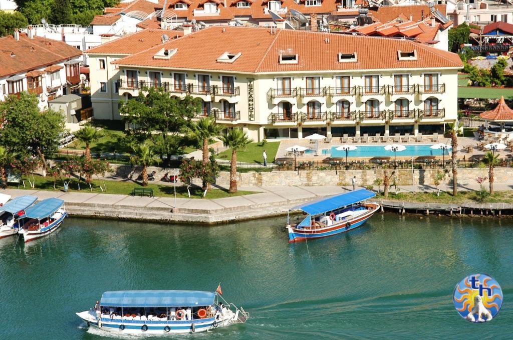 دالیان تجزان هتل - Dalyan Tezcan Hotel