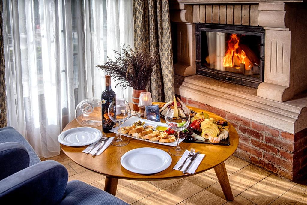 هتل واینپورت لاج آگووا Wineport Lodge Agva