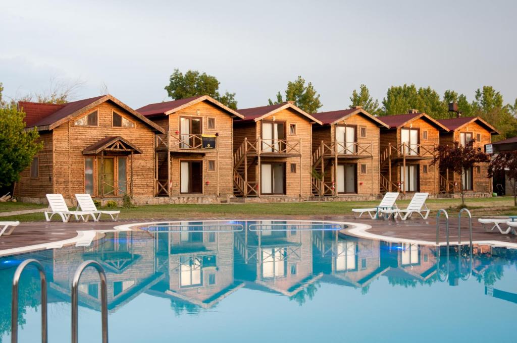 اگووا گیزملی نهیر هتل Agva Gizemli Nehir Hotel