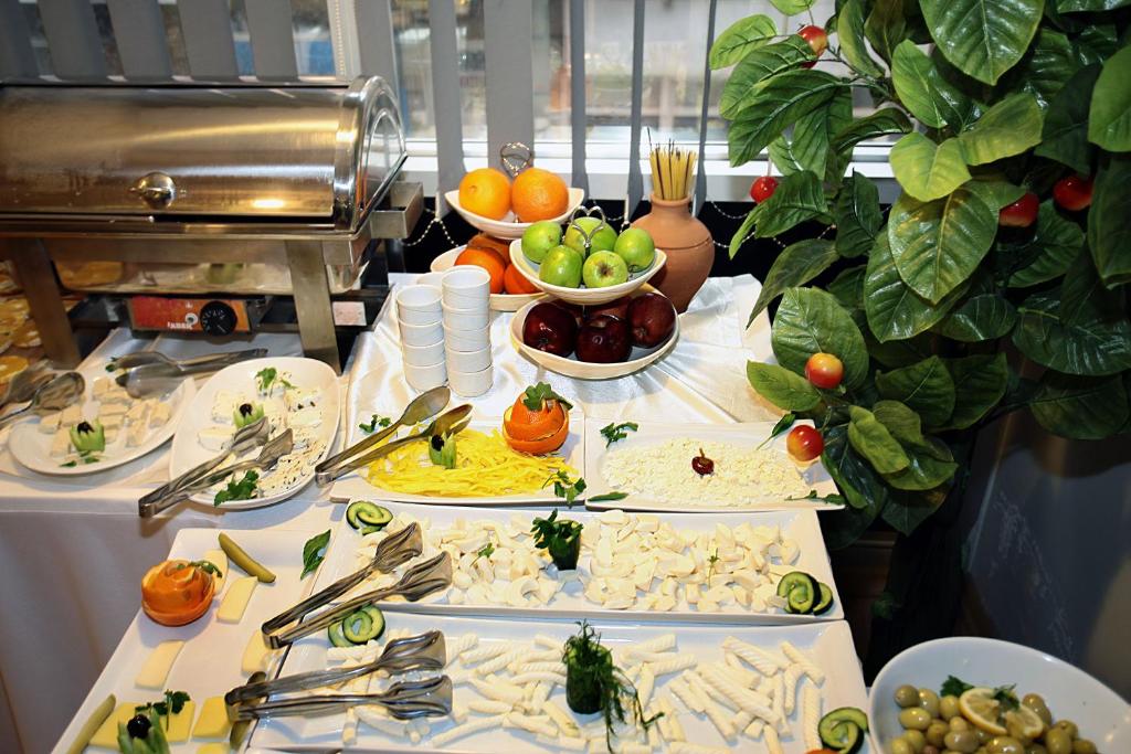 یلدی زاوغلو هتل Yildizoglu Hotel