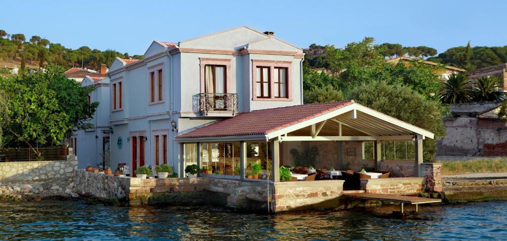 هتل Ferahi Evler Hotel (Hotel), Ayvalık (Turkey) Deals