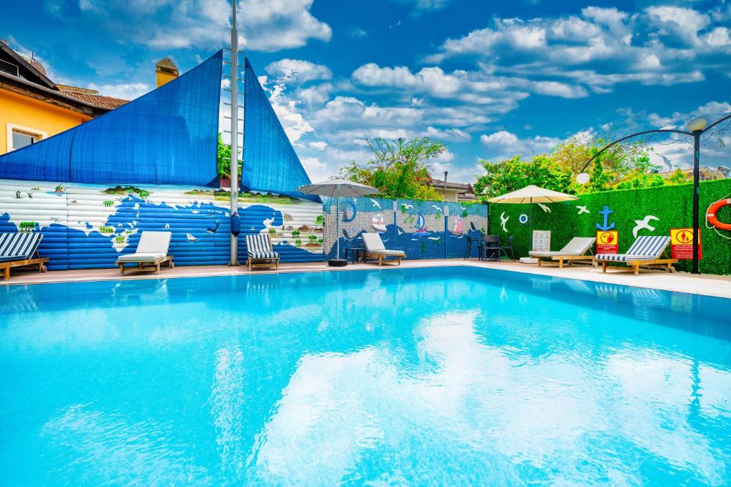 ددمن گاردن هتل Dedeminn Garden Hotel