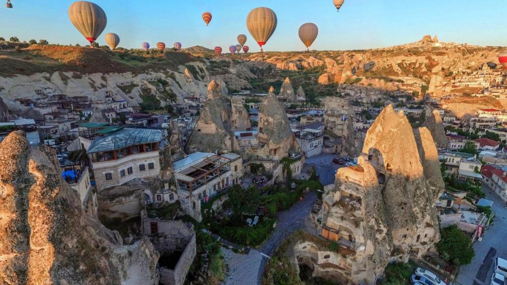 هتل Amber Cave Suites (Hotel), Göreme (Turkey) Deals