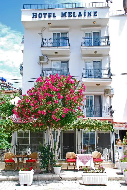 ملایک هتل - Melaike Hotel