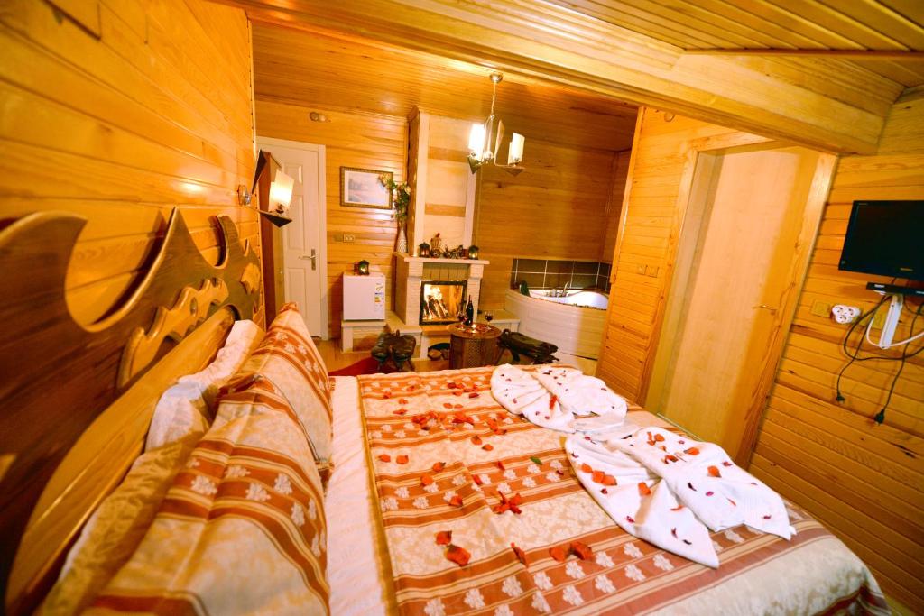 اسورتی لا ویلا هتل Assortie La Villa Hotel