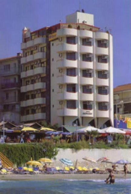 هتل Sergent Hotel (Hotel), Kuşadası (Turkey) Deals