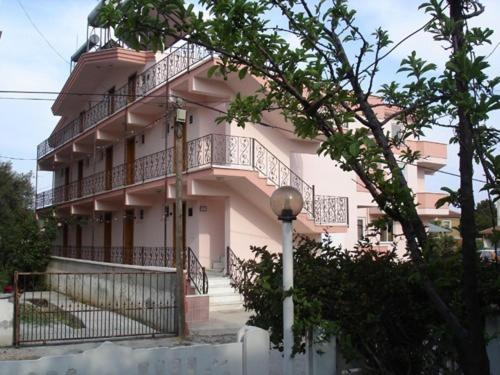 برک آپارت هتل Berk Apart Hotel