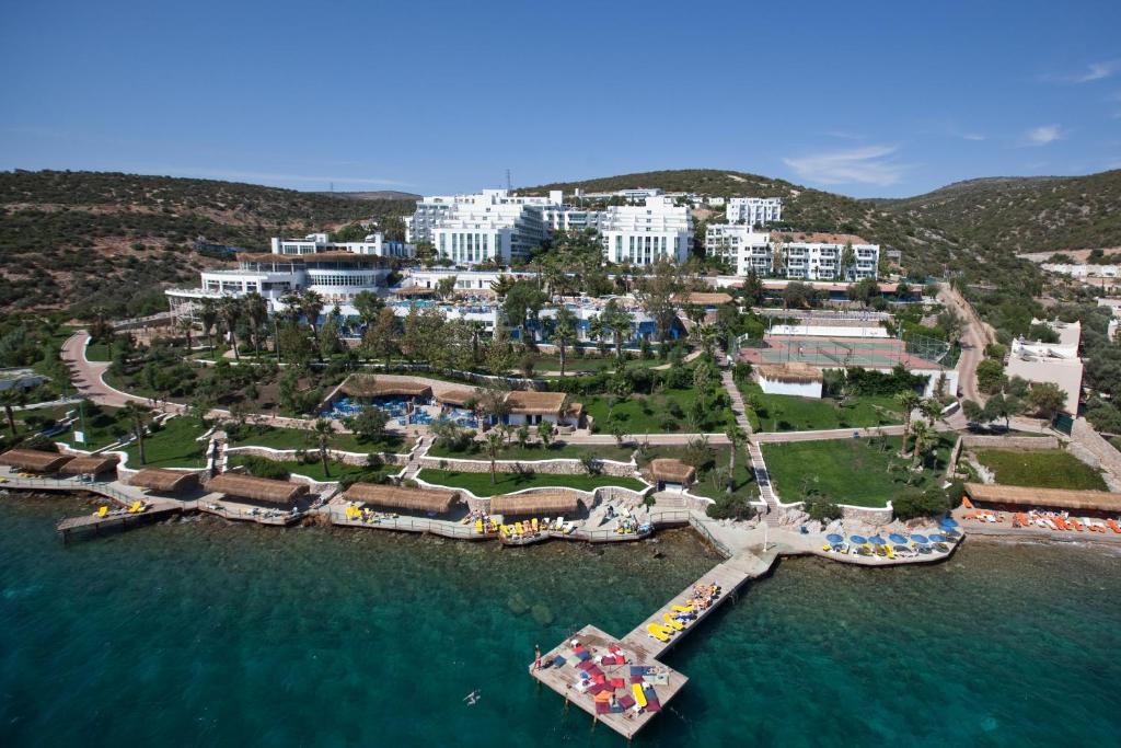 هتل Bodrum Holiday Resort & Spa (Hotel), Bodrum City (Turkey) Deals