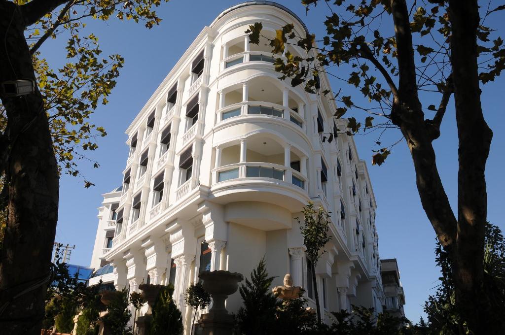 پارا دیس آیلند هتل Paradise Island Hotel