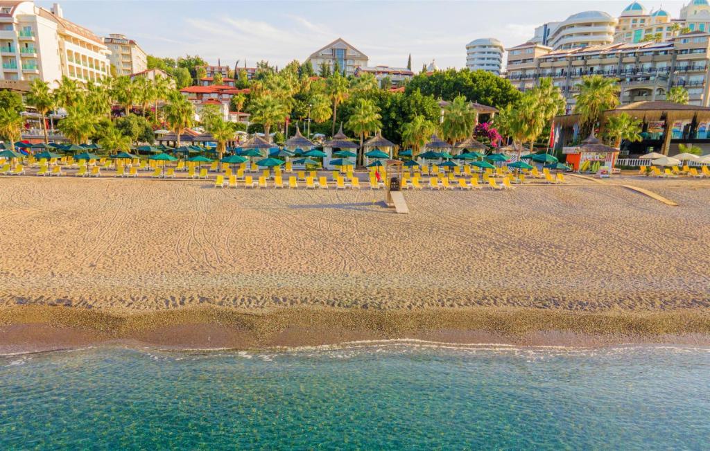 هتل جاستینینو کلاپ آلانیا Justiniano Club Alanya