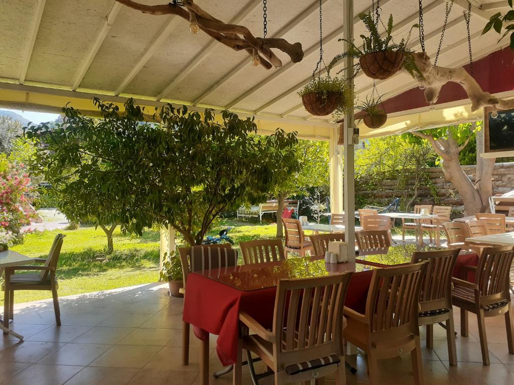 Sunset Boutique Hotel & Apartments