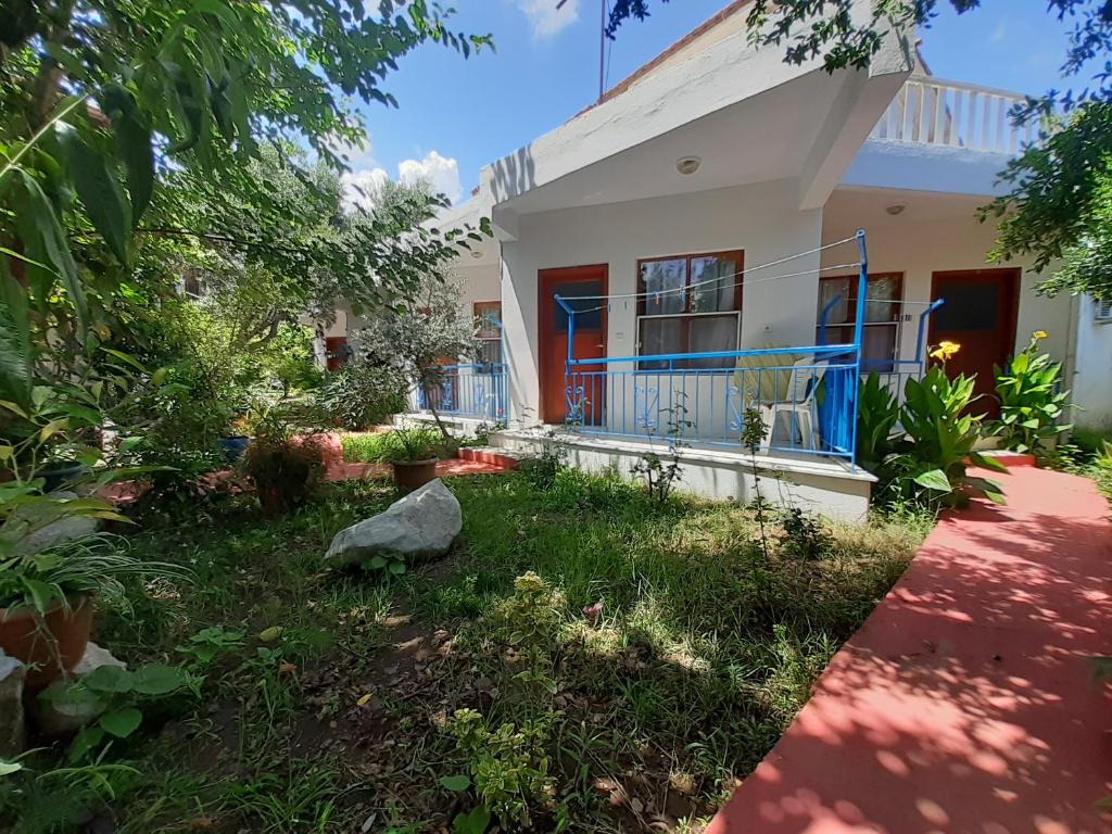 Sunset Boutique Hotel & Apartments