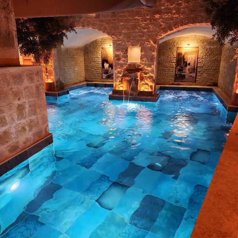 هتل Fresco Cave Suites Cappadocia (Hotel), Ürgüp (Turkey) Deals