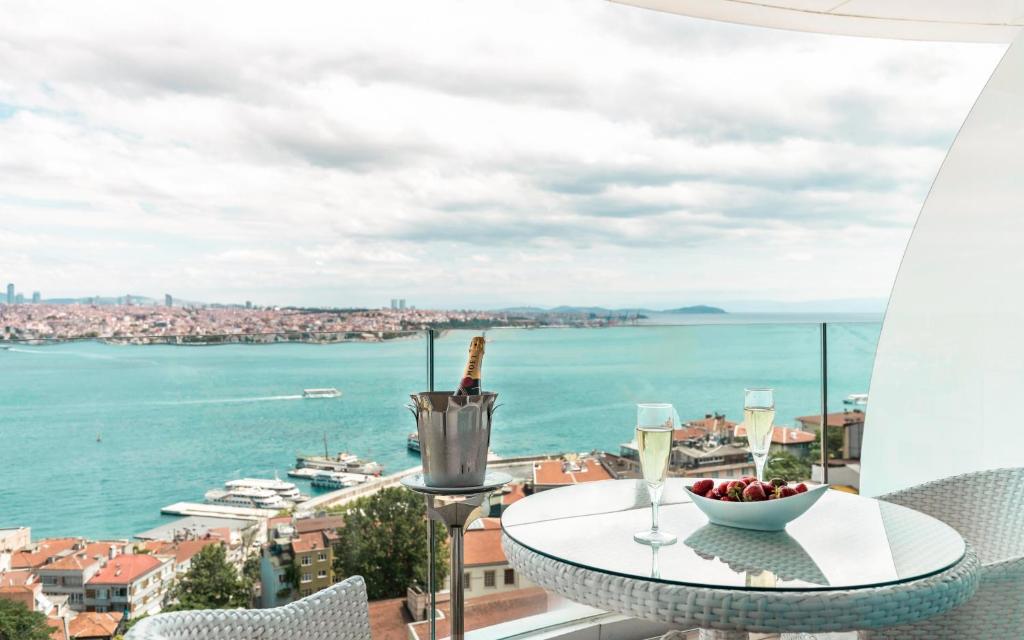 هتل Opera Hotel Bosphorus (Hotel), Istanbul (Turkey) Deals