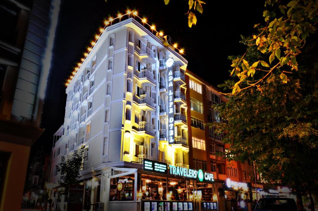 آدا لایف هتل Ada Life Hotel