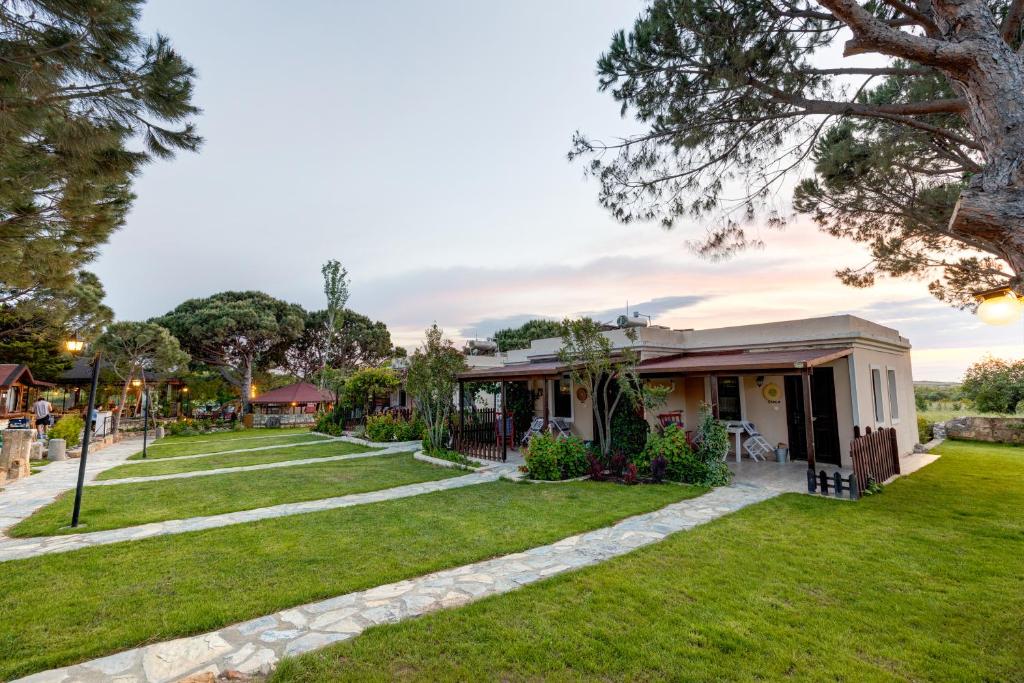هتل آرال تاتیل چیفتلیگی - Aral Tatil Ciftligi